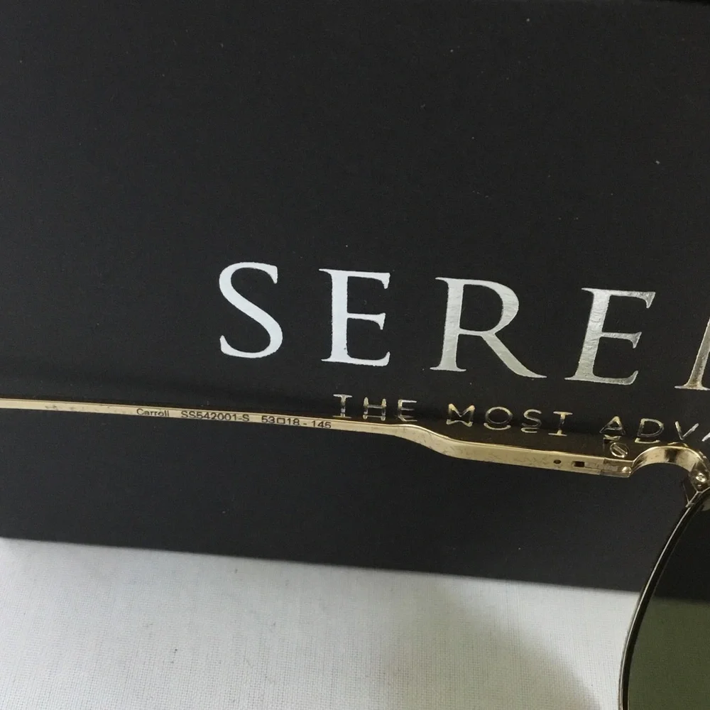Serengeti Carroll Men’s Polarized with Gold Frame and Green Lenses
